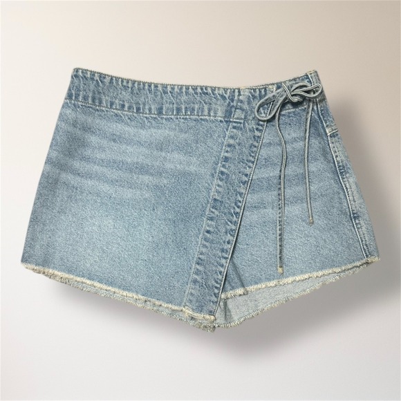 Free People Emmy Denim Skort Light Blue Wrap Asymmetric Side Tie Raw Hem Size 4 - Picture 5 of 11